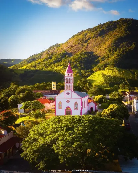 M&iacute;dia Externa em &Aacute;gua Doce do Norte: Impulsione Seu Neg&oacute;cio com a ESOUTDOOR