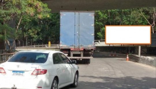 244mi-car